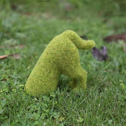 Peeing Dog Topiary Grass Garden Decoration - Fun Gifts & More