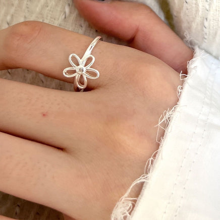 925 Sterling Silver Bright Silver Flower Ring - Fun Gifts & More