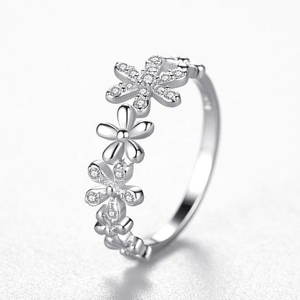 Sterling Silver Daisy Ring Female Korean Fashion Light Luxury Micro Diamond Ring - Fun Gifts & More