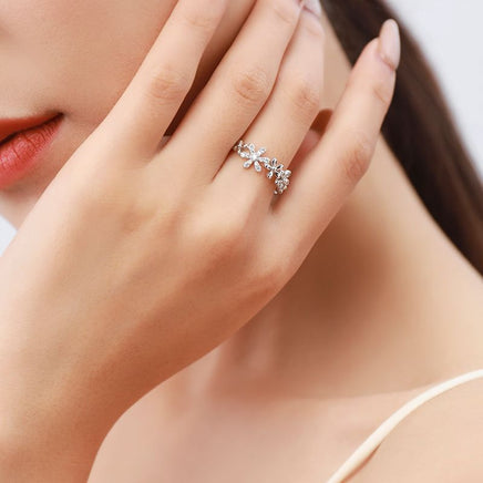 Sterling Silver Daisy Ring Female Korean Fashion Light Luxury Micro Diamond Ring - Fun Gifts & More