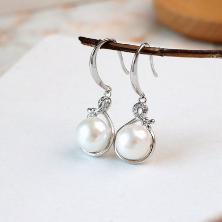 Freshwater Pearl Set Silver Elegant Graceful Jewelry Three-piece Set Gift Earrings Necklace Ring - Fun Gifts & More